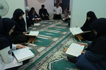 محفل انس با قرآن کریم در دانشکده دندانپزشکی