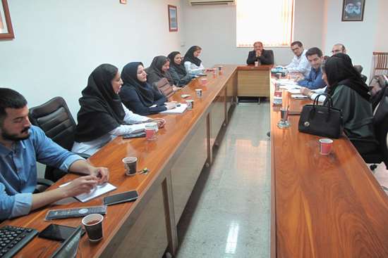 اولین جلسه مرکز تحقیقات علوم دندانپزشکی در سال جاری 