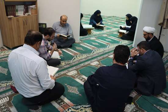 محفل انس با قرآن کریم در دانشکده دندانپزشکی 